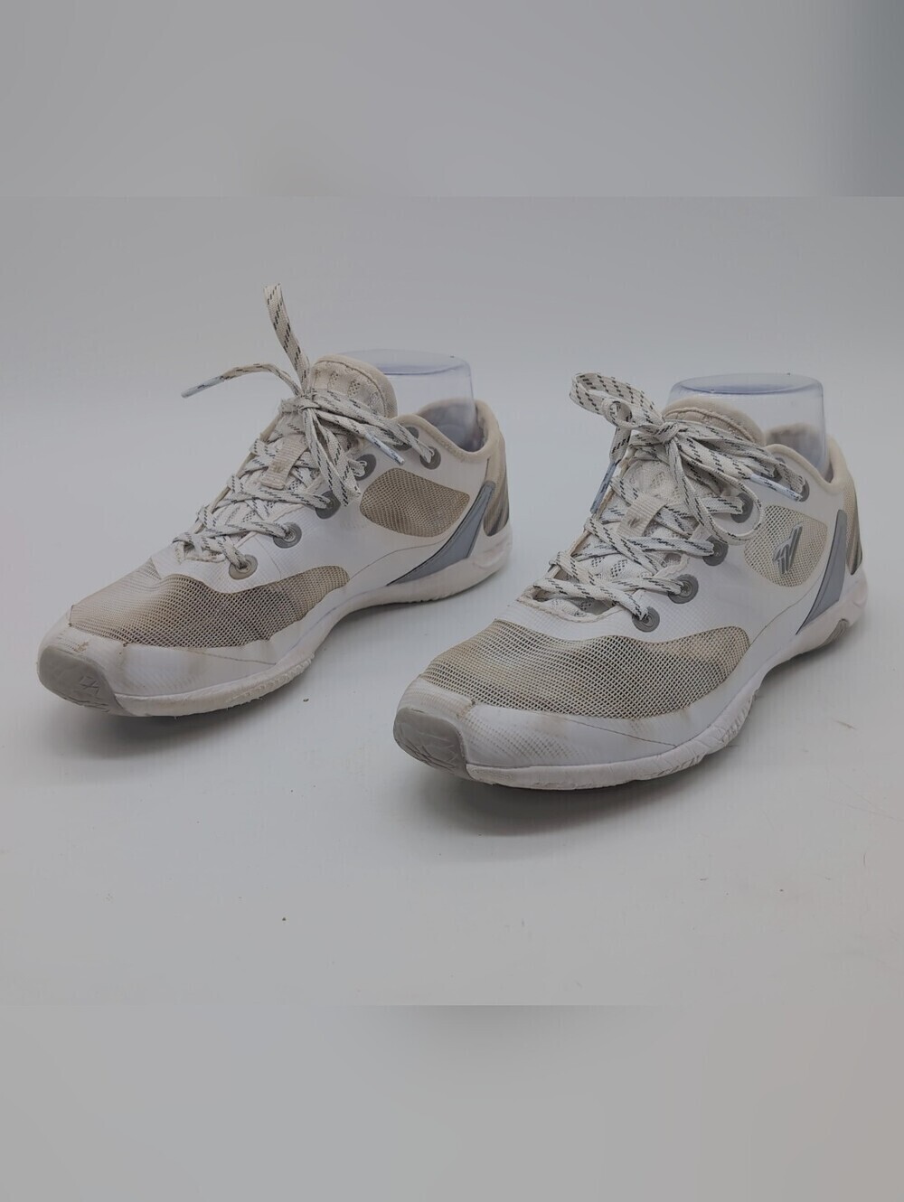 Varsity Ascent Lightweight Cheer & Tumbling Shoes - White - Women's Size 6.5